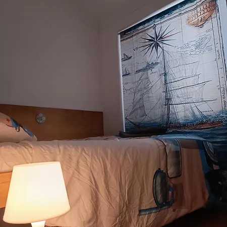 Hostel Happy Day House Costa da Caparica