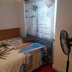 Happy Day House Хостел Кошта-да-Капарика