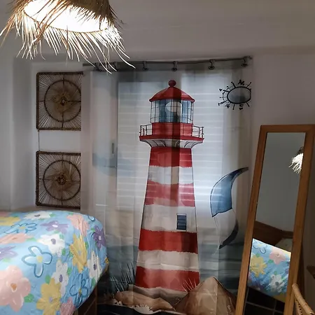 Happy Day House Hostal