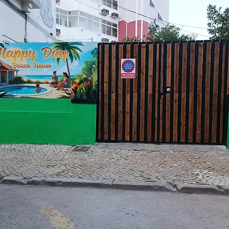 Happy Day House Hostal