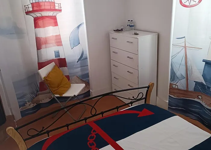 Happy Day House Auberge de jeunesse Costa da Caparica